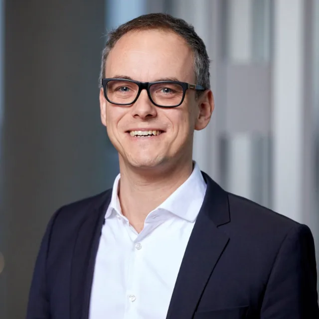 Dr. Tobias Bartholomé